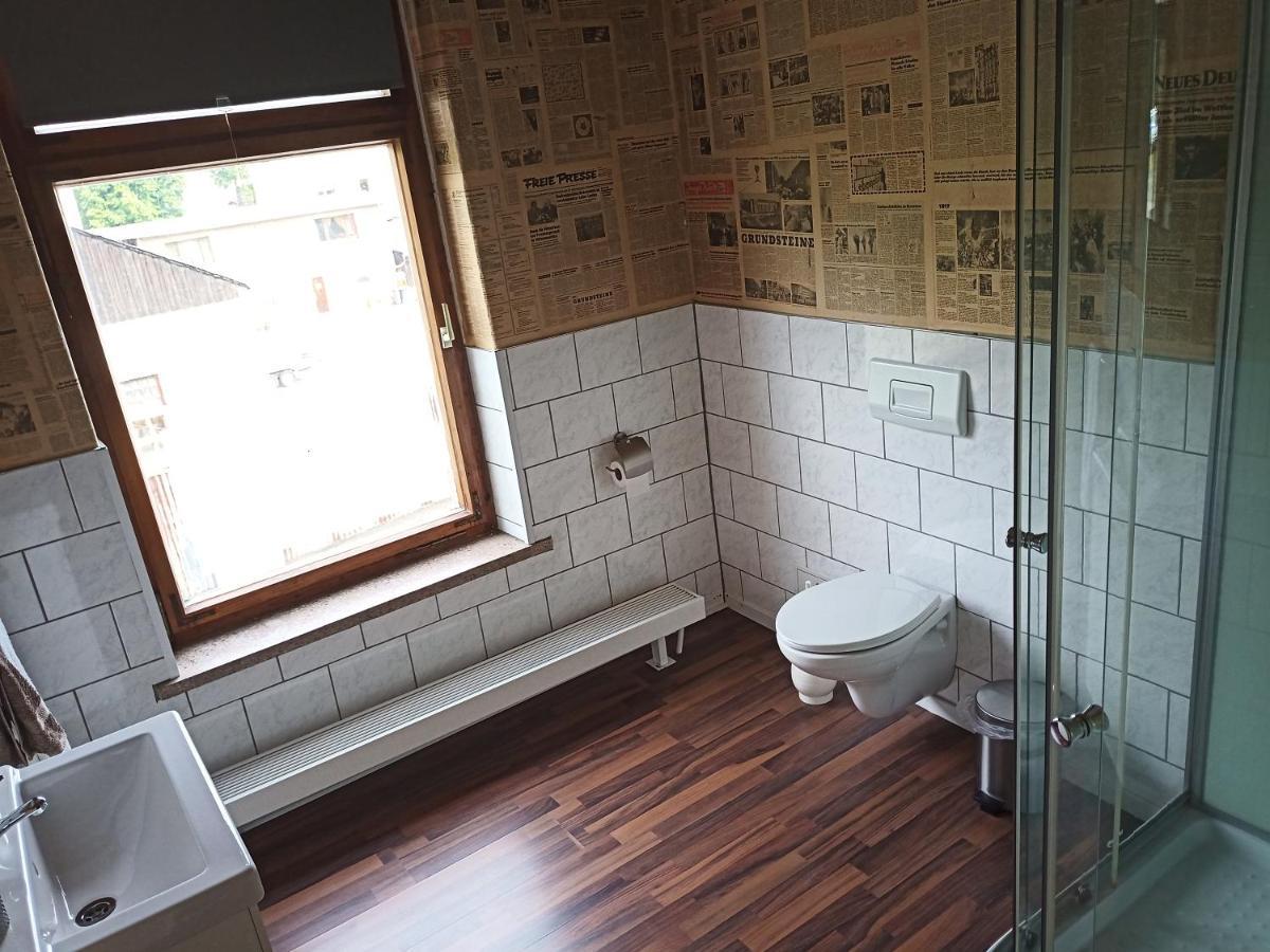 Zur Friedrichsruh Bed & Breakfast Oelsnitz  Bagian luar foto