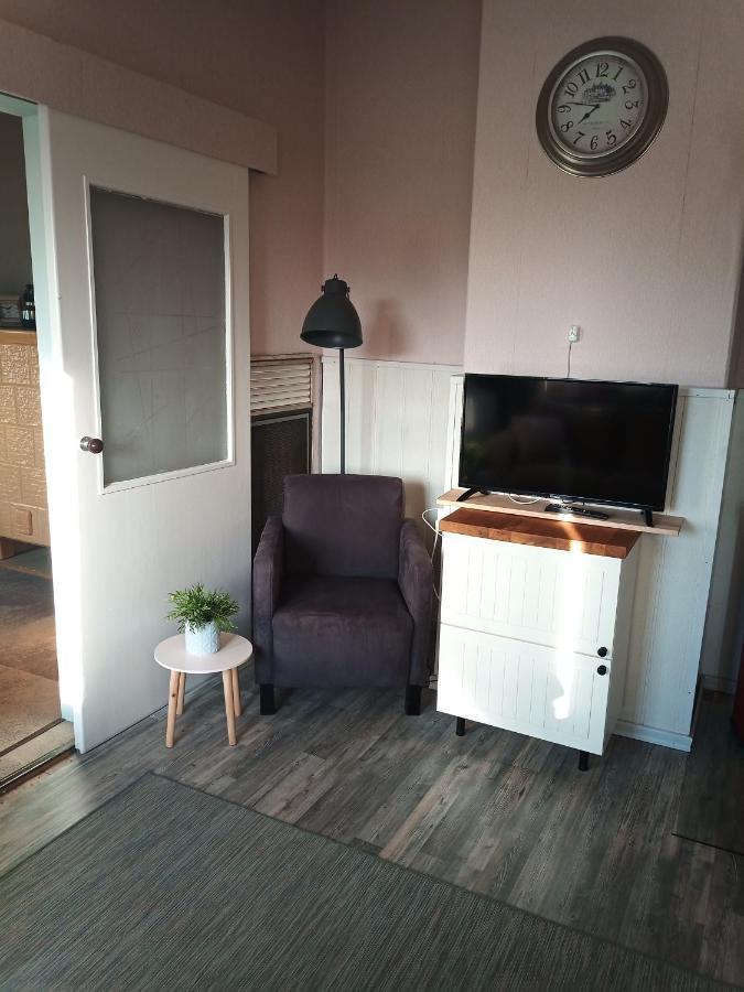 Zur Friedrichsruh Bed & Breakfast Oelsnitz  Bagian luar foto