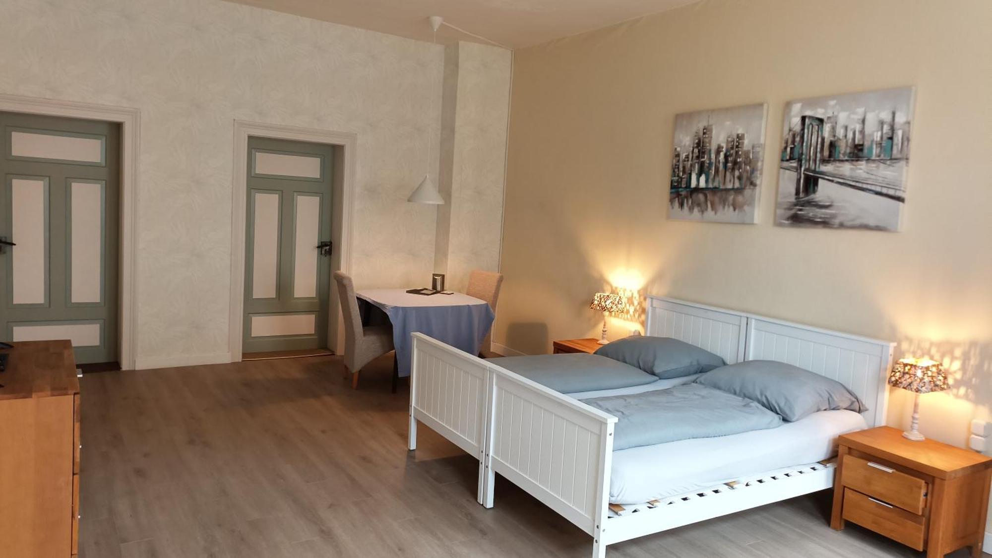 Zur Friedrichsruh Bed & Breakfast Oelsnitz  Bagian luar foto